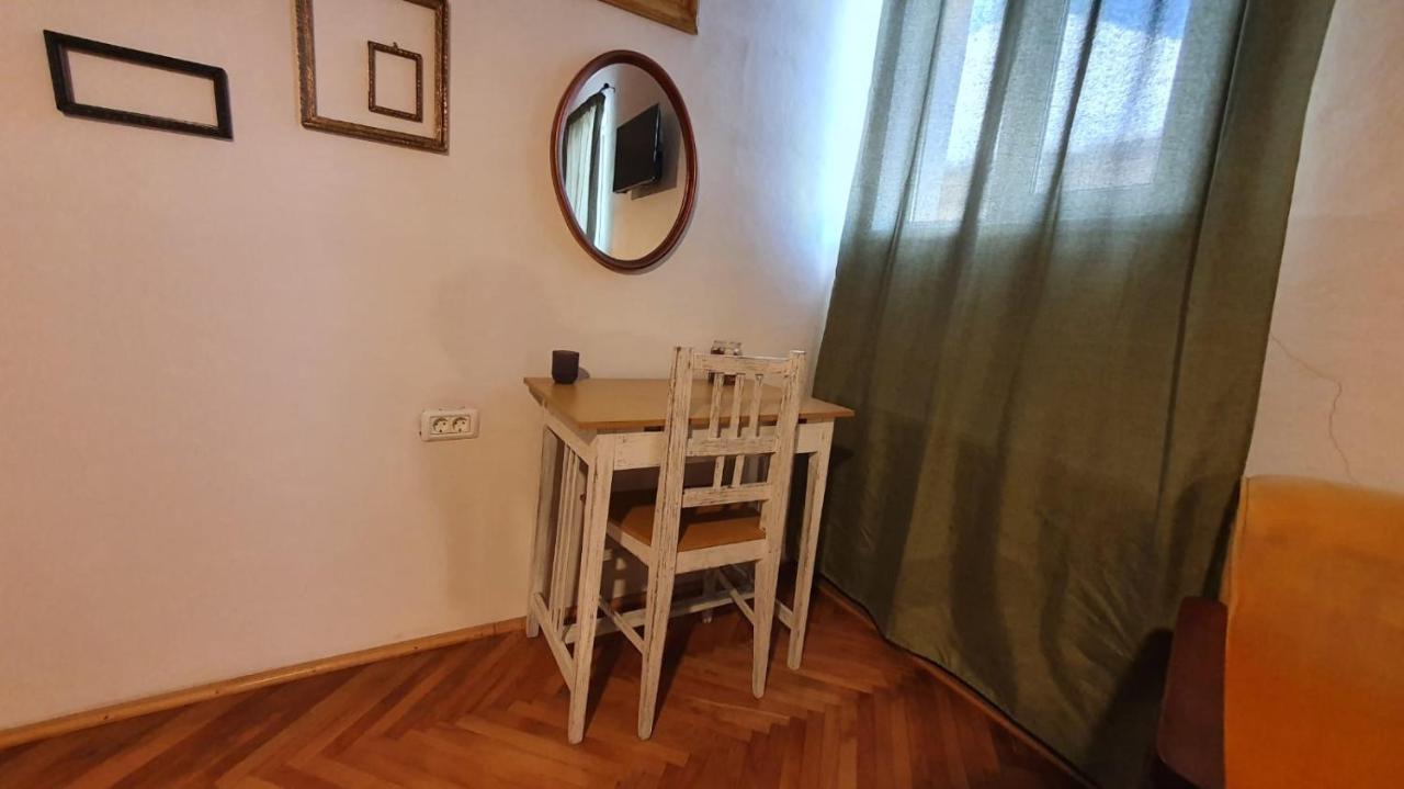 Nomad Apartment Брашов Екстер'єр фото